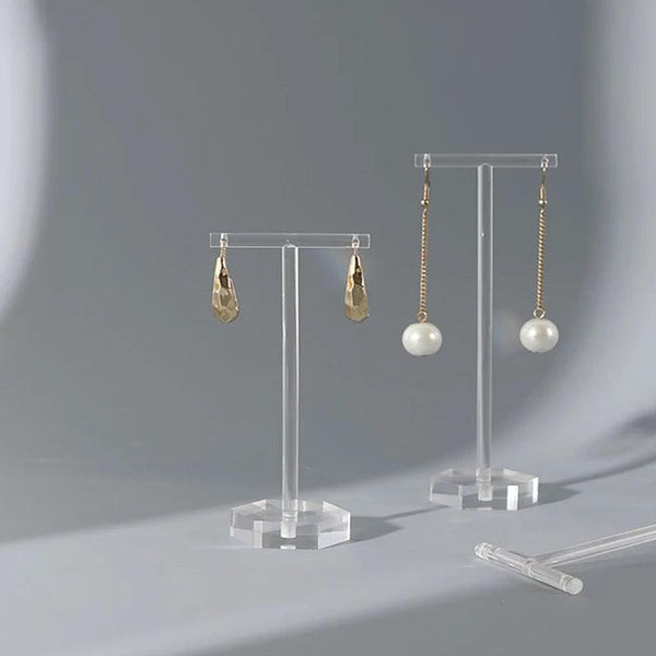 Transparent earring rack with rectangular bottom, side angle