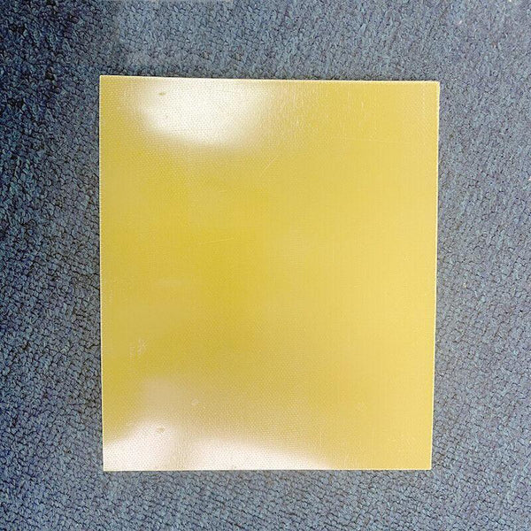 Packaging of yellow epoxy insulation sheets for lithium battery use