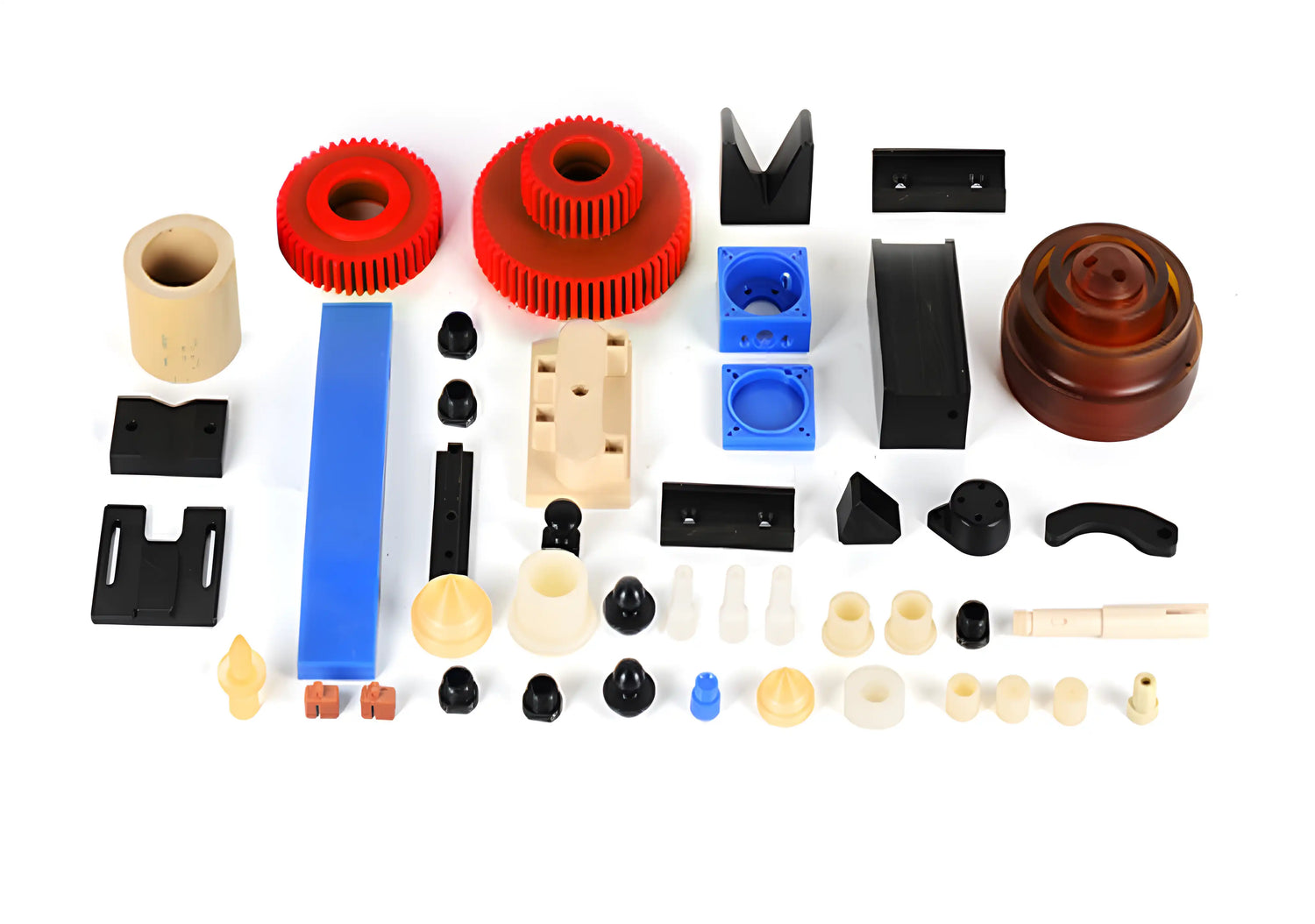 A showcase of precision custom plastic parts fabricated by Beeplastic, featuring a variety of complex components like red CNC-machined gears and high-performance engineering plastic parts.