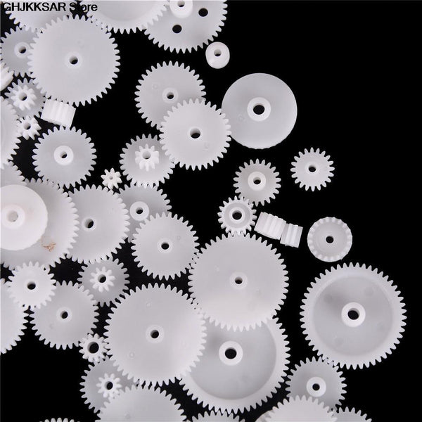 Overview of 58-piece plastic gear kit for STEM robotics and DIY models
