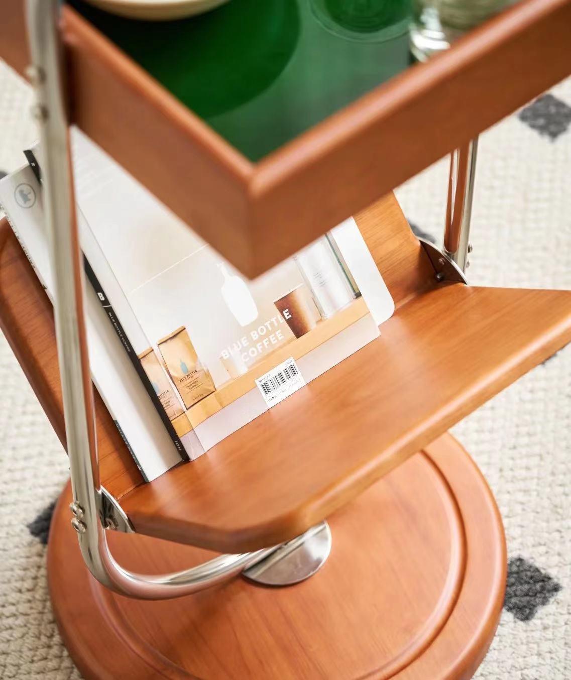 Vintage Bakelite Housewares and Accessories: A Collector's Guide