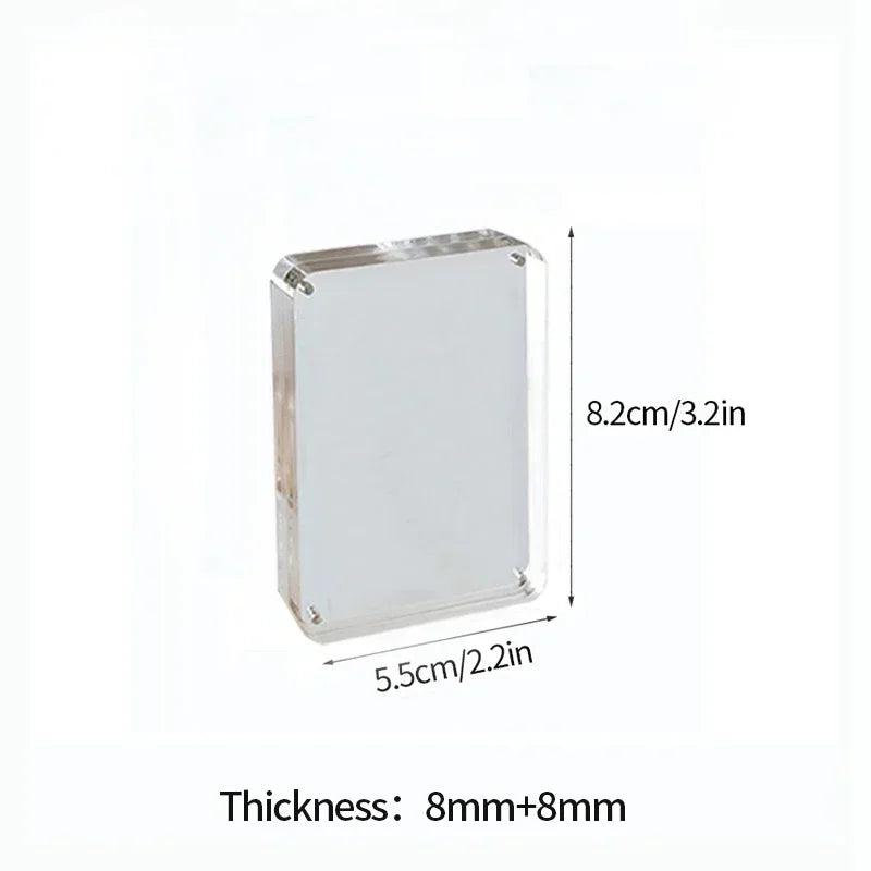 A photo of the photo frame with the brand logo