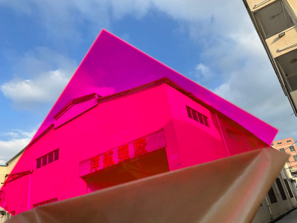 100x100x3mm thin acrylic panel thickness demonstration