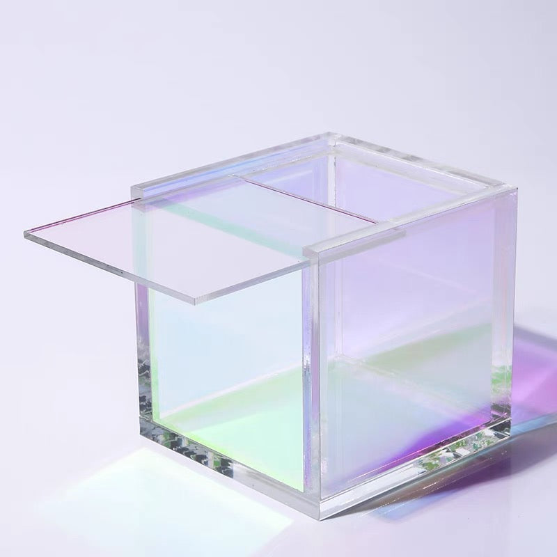 Laser cut iridescent acrylic sheet used in stylish home décor and art crafts